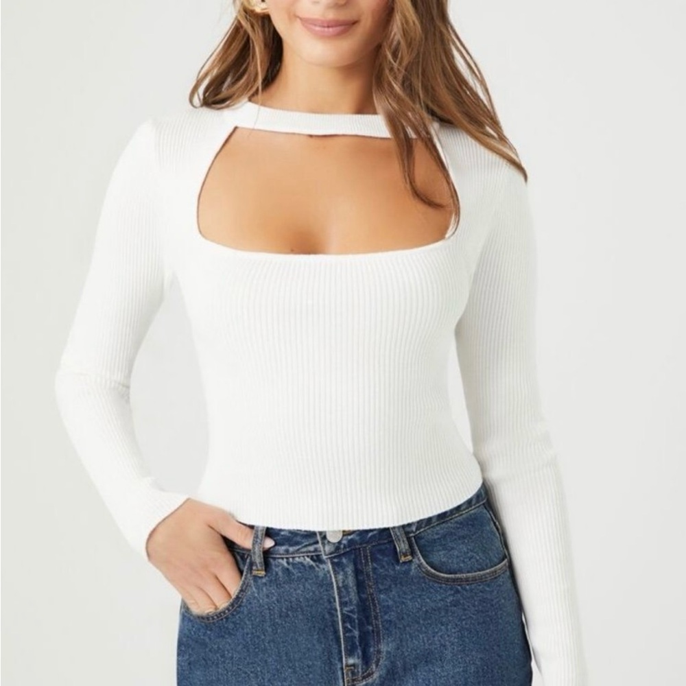 Forever 21 Sweater knit cut out crop top